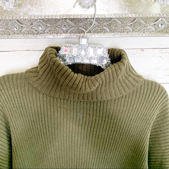 NWT All In Favor Green Cowl Neck Sweater Dress - Picture 4 of 7